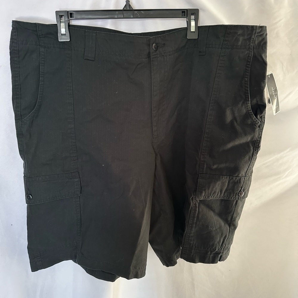 Brand New Alfani Men’s Walk Shorts Size 44 Black